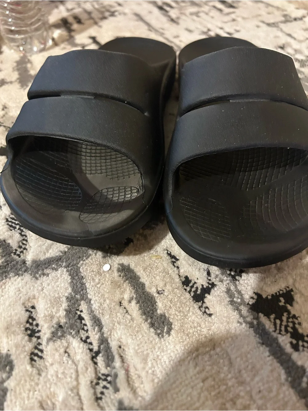 OOFOS Black Double-Strap Recovery Slide Sandals